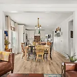 Southbound Stays - Country Cottage