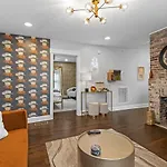 Holiday home Space Cowboy And Firepit Huge Yard Close2downtown