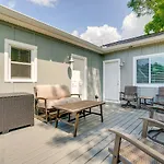 Quiet Old Hickory W/ Deck Holiday home *