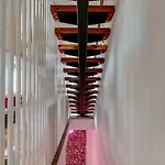 Dolly's Big House - 18 Beds Skydeck Views *