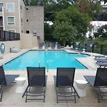 Aparthotel New Listing! Gorgeous Downtown Walk To On The River #3