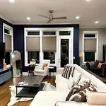 Holiday home Keys & Canvas East I Rooftop Hot Tub I 5 Mi To Broadway Nashville
