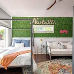 Nash City: Modern Home; Rooftop Hangout; 9Min→Dt