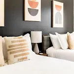 Stylish Downtown With Patio & Free Parking Nashville