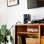 Mid-century Modern Near Downtown With Free Parking Holiday home