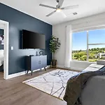 Beverly Hills Penthouse The Gulch Apartment