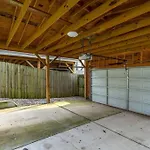Holiday home New 7 Mins To Broadway Sleeps 8 Nashville