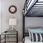 Modern Boho Family House Near Shops In East Holiday home