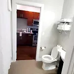 Apartment Music Row W Free Parking *