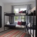 East Nash Double - 26 Beds Fast * Nashville