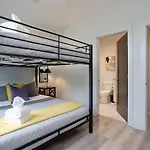 East Nash Double - 26 Beds Fast *