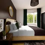 The Willow - Rooftop Lounge With Skyline Views Holiday home