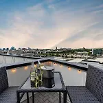 The Willow - Rooftop Lounge With Skyline Views