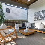 Holiday home The Maple House - Huge Backyard & Mins To Broadway