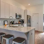 Luxe Hillsboro Village Homes For 24 With 4 Patios, Rooftops And Garage Parking, Gourmet Kitchens And Smart Tvs, Walk To Vanderbilt, Pancake Pantry And Fido, 24hr Hospitality, 10 Min To Broadway And The Parthenon * Nashville