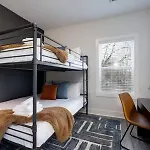 The Brooks House - 6 Mins To Broadway, Firepit Holiday home *