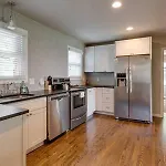 1-story Home, Fenced Yard, Grill, Firepit, Parking, Sleeps 10, Pet-friendly, Smart Tvs, 10 Mins To Nissan Stadium & Five Points, Cozy Bedrooms, Outdoor Fun, Perfect For Families & Groups Nashville