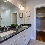 Holiday home Weho Home, Geodis Park, Mini-golf, Arcade, 10min To Downtown! Sleeps 10! Nashville