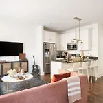 Apartment Hart 16 By Avantstay Gorgeous Town House W Modern Amenities In Nashville