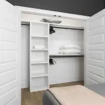 Apartment Near Downtown Broadway & Stadium With Free Parking