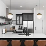 Near Downtown Broadway & Stadium With Free Parking *