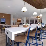 Home2 Suites By Hilton Nashville Downtown-Metrocenter