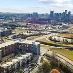 Holiday home Two Story 2bd 2ba A Work Live Nashville