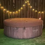 Hip, Cozy With A Fire Pit In Cleveland Park Holiday home Nashville