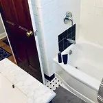Fairgrounds Playground - Weho - 1bd 1ba Holiday home Nashville