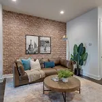 Holiday home Lofts At 30th - 2 Floor Units *
