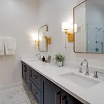 Luxury Townhouse With Rooftop Deck Less Than 10 Mins To Downtown