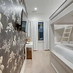 Luxury Townhouse With Rooftop Deck Less Than 10 Mins To Downtown *