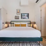 The Conway 5 Bedroom Buyout W Deck In Music City