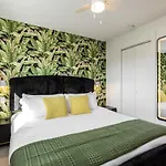 Retreat With Patio & Free Parking, By Vanderbilt *