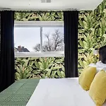 Apartment Retreat With Patio & Free Parking, By Vanderbilt *