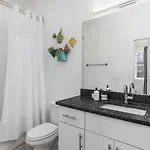 In The Heart Of 12 South & Belmont, 3 Miles To Downtown * Nashville