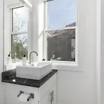 In The Heart Of 12 South & Belmont, 3 Miles To Downtown