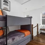 In The Heart Of 12 South & Belmont, 3 Miles To Downtown Holiday home