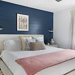 The White Bungalow - 2 Bedroom - Heart Of Nashville