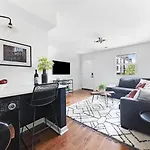 Harmonic Bungalow Close To Vanderbilt And 12 South