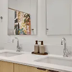 Holiday home - 635 7th Ave S Unit 610 Nashville