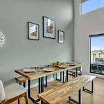 - 635 7th Ave S Unit 610