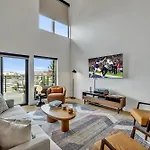 Holiday home - 635 7th Ave S Unit 610 Nashville