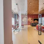 Global Luxury Downtown *