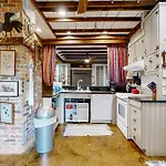 Little House Nashville - Guest House