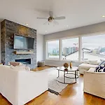 Southside Manor Holiday home *