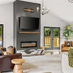 Luxury Oasis - Airport, Downtown, Opry, Holiday home