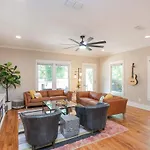 Holiday home Epic Deck 4 Miles To Dwntn Arcade Games & Nashville