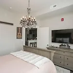 Holiday home Downtown Luxury At The Southern Belle *