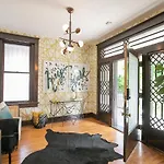 Historic Jewel Walk To Eats & Shops * Nashville
